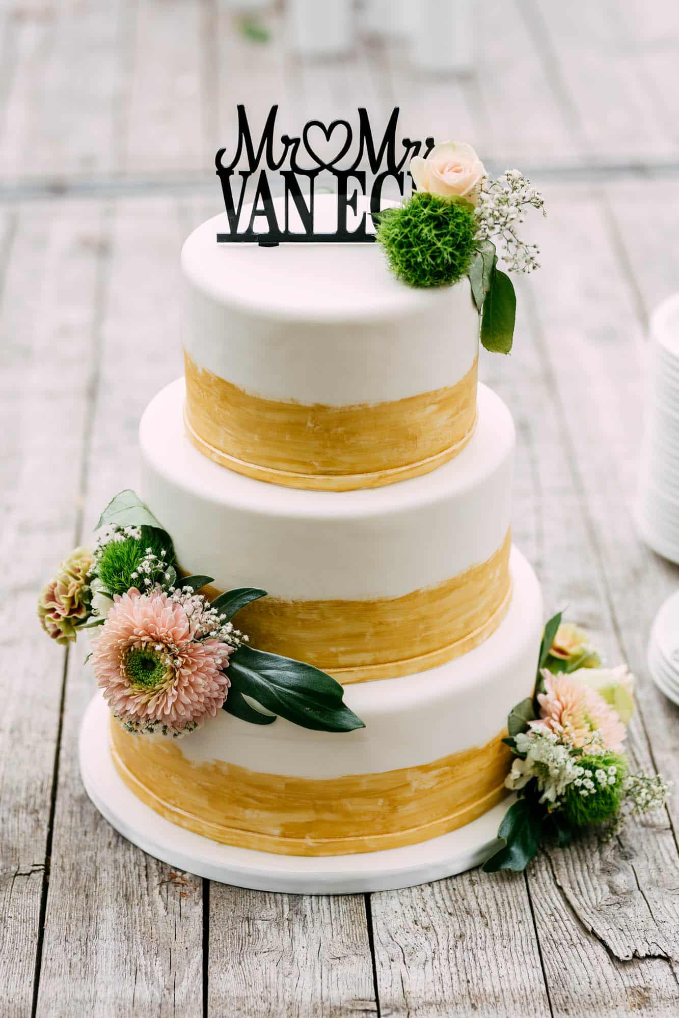 Wedding cake with White, Yellow and Flowers